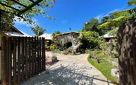La Digue Holiday Villa